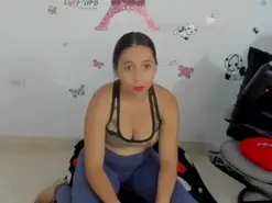 Amateur Sex Cam of isa_loves_cum