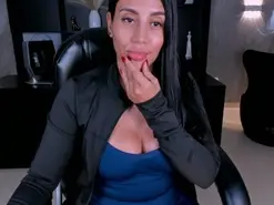 Amateur Sex Cam of CharlotteCox
