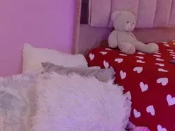 Amateur Sex Cam of LoveQueen2