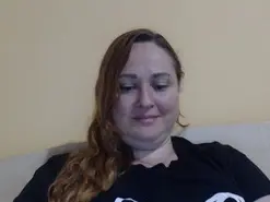 Amateur Live Porn of zara_red