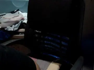 Bongacams Watch Live Sex Cams of aubrey11