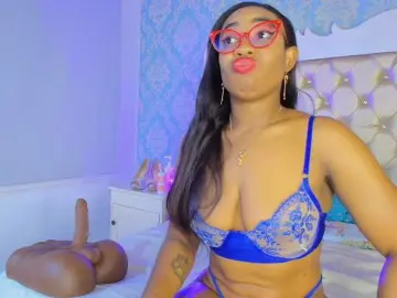 Bongacams Free Porn Cam of CaseyMoons