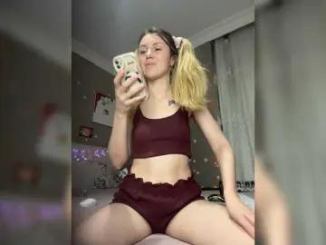 Bongacams Live Porn of KristinaMoonx