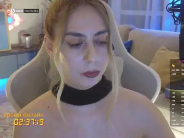 Bongacams Live Sex Cam of -Light-Fury-