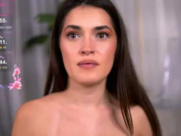 Bongacams Watch Live Sex Cams of SweetAuraaa
