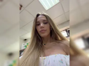 Bongacams Sex Chat of blondinochkaa