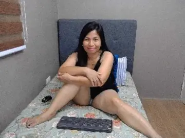 Bongacams Nude Webcam of 1sweetasian