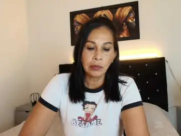 Bongacams Watch Live Sex Cams of Shanon-mature