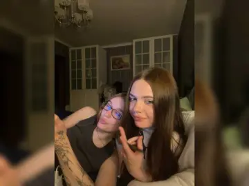 Bongacams Free Porn Cam of shyyyygirls