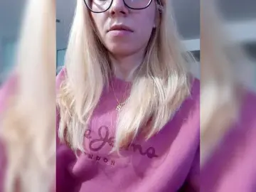 Bongacams Live Sex Cam of LittleSammy
