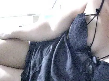 Bongacams Adult Video Chat of LUCKY17-1