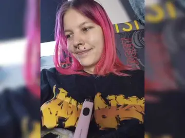 Bongacams Free Live Porn of SquirtApril