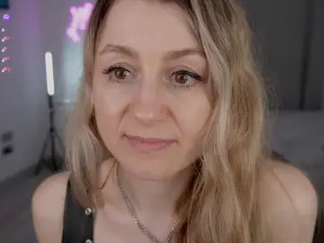Bongacams Best live sex cam show of MrsMilana