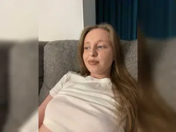 Bongacams Nude Webcam of PeachPie