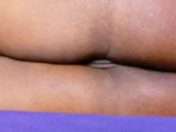 Bongacams Sex Cam of ebony-suggarmommy1