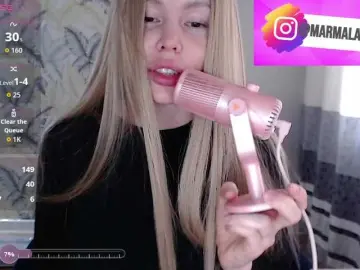 Bongacams Free Live Porn of Foxymoxy19
