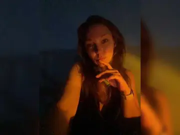 Bongacams Private Sex Chat of Alisasqrl