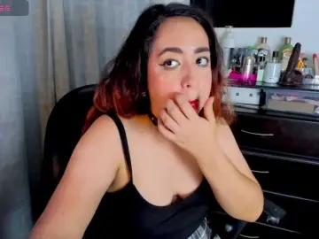 Bongacams Free Porn Cam of carolinasweet37