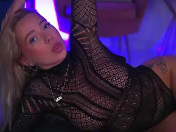 Bongacams Adult Webcam of DaenerysDrogo