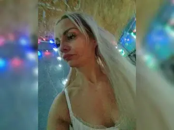 Bongacams Live Sex of evangelina2909rus