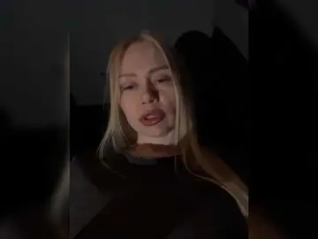 Bongacams Live Sex Cam of -SexyMilf-
