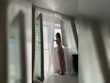 Bongacams Free Live Porn of Chiaralovee