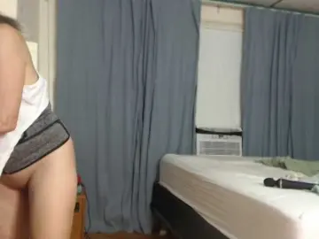 Bongacams Watch Live Sex Cams of AnalTaxi