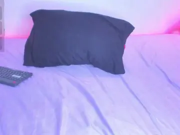 Bongacams Private Sex Chat of SweetLittleQueenBat