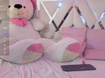 Bongacams Free Live Porn of MILAH-TAY