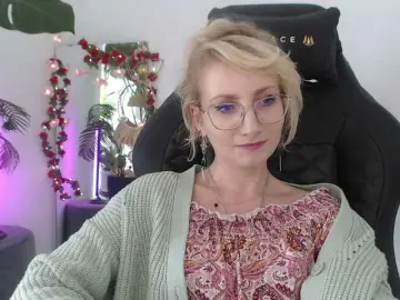Bongacams Live Sex Cam of CinderellaMoon