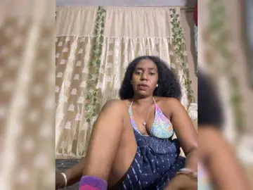 Bongacams Free Porn Cam of Verosweet01