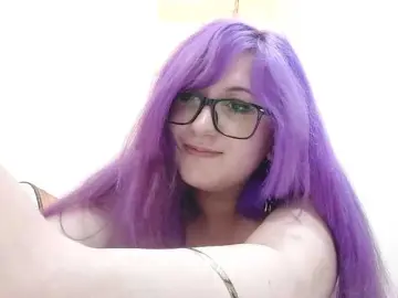 Bongacams Sex Cam of OdeliaPyeatt