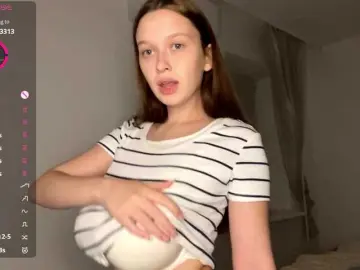 Bongacams Nude Webcam of HanaHaeussler