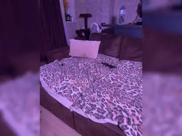 Bongacams Watch Live Sex Cams of NickiMaldini