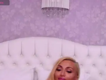 Bongacams Live Sex Cam of CelineHinton