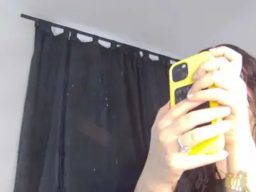 Bongacams Free Porn Cam of AlanaRouse1