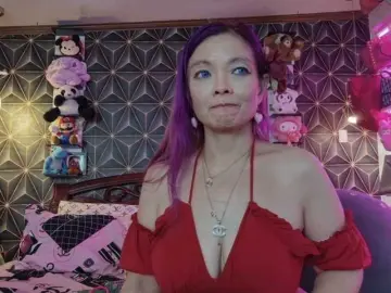 Bongacams Free Live Porn of YummyMeily