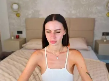 Bongacams Nude Webcam of SnowWhiteee