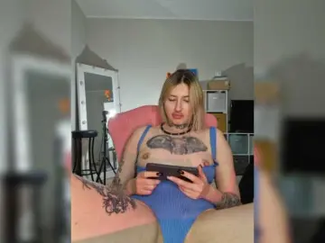 Bongacams Watch Live Sex Cams of a-squirter
