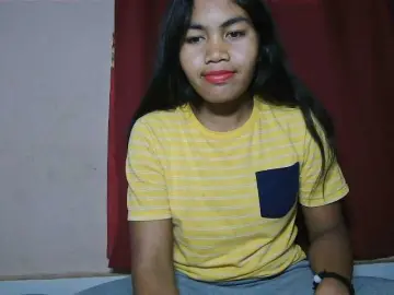 Bongacams Free Porn Cam of Keziah34