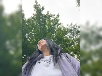 Bongacams Sex Cam of KarolinaMilf