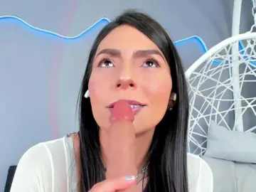 Bongacams Best live sex cam show of LaurenBellucci