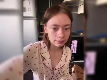 Bongacams Sex Chat of 18YoungPussy18