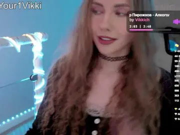 Bongacams Adult Webcam of -VikkiL0vesCheese-