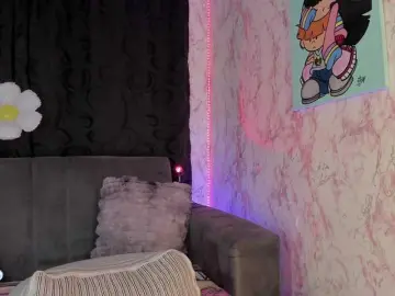 Bongacams Live Sex Cam of laurencamila1