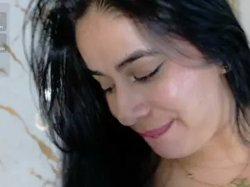Bongacams Watch Live Sex Cams of ZoeLonghair