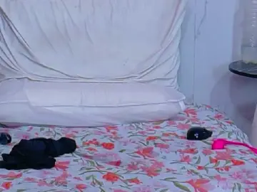 Bongacams Watch Live Sex Cams of matureandhorny