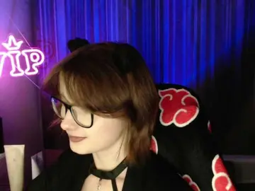 Bongacams Free Porn Cam of Cherry-Luna