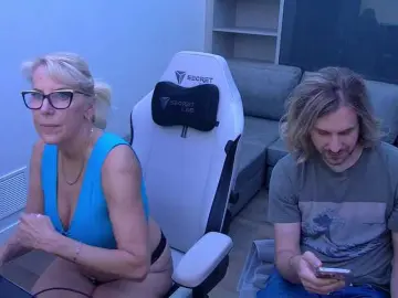 Bongacams Free Porn Cam of FitcougarsDen