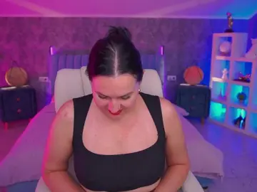 Bongacams Free Porn Cam of VelvetLuck